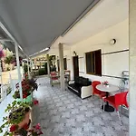 Koci Apartment *